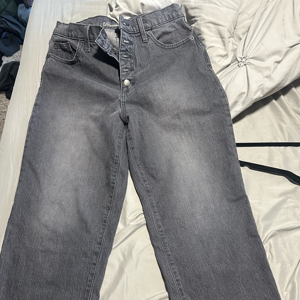 Universal thread vintage straight jeans